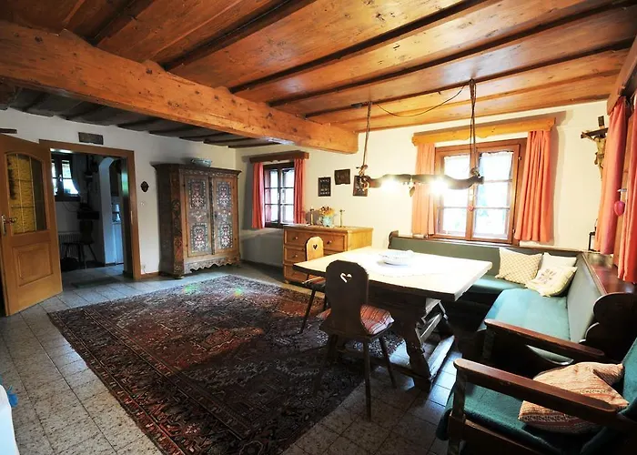 Haus Am Bach 펜션 *